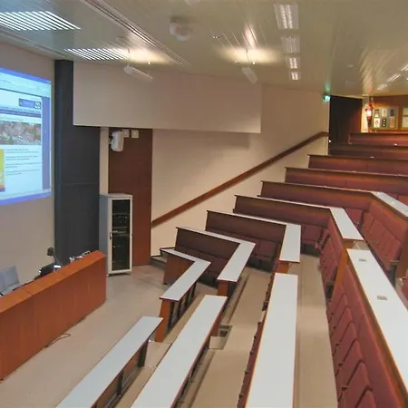 Hotel Haaga Park 4*